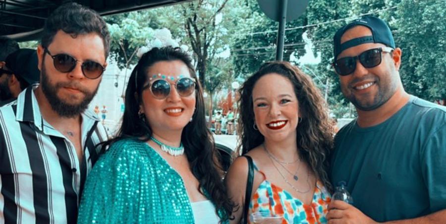 Bloco carnavalesco é conduzido por uma choperia montes-clarense (DIVULGAÇÃO)