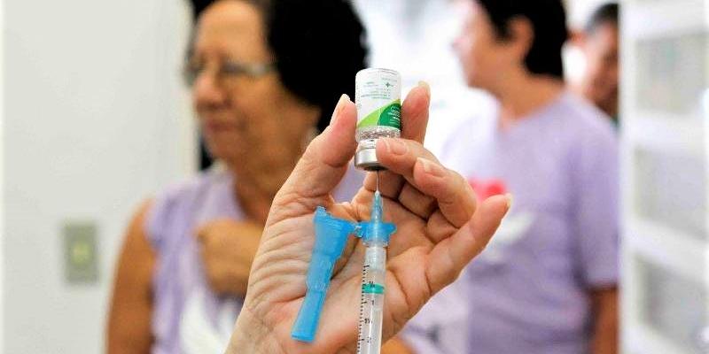 A estimativa é de que em todo o país a vacinação contra a gripe alcance mais de 74,4 milhões de pessoas (SES-MG)