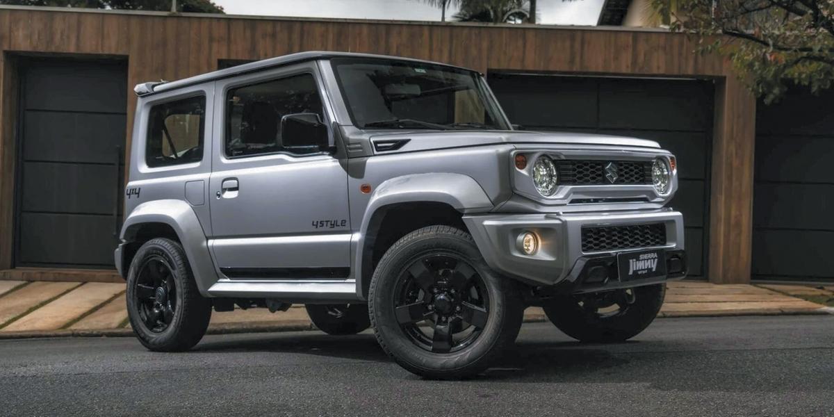 Suzuki Jimny Sierra é um dos modelos mais simpáticos da marca japonesa e chega à linha 2025 mais equipado e barato (SUZUKI/DIVULGAÇÃO)