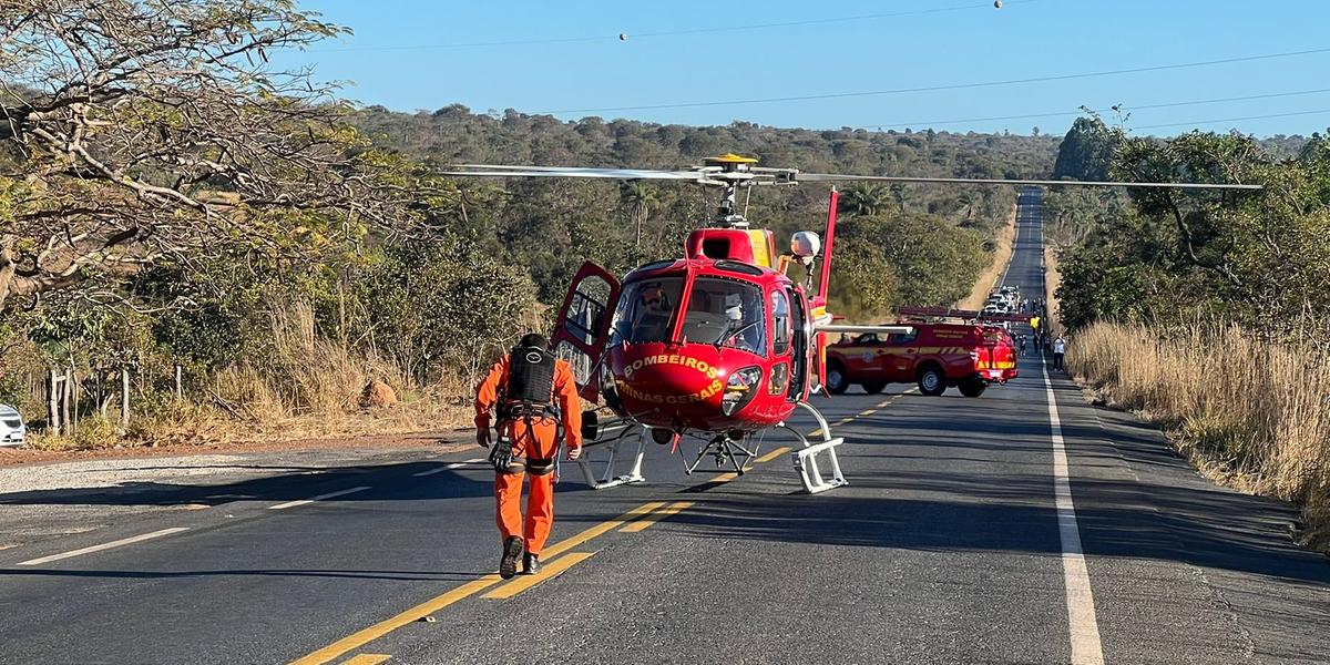 O Corpo de Bombeiros relatou que a situação se intensificou devido à ocorrência de um segundo acidente no local (Bombeiro/ divulgação)