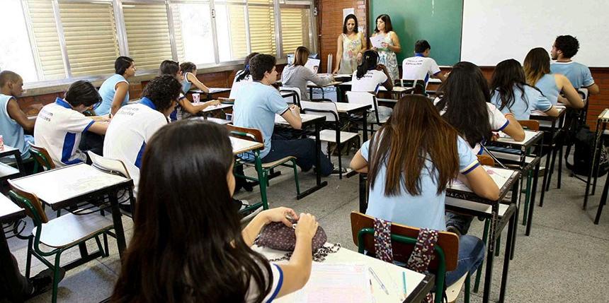 Mudanças valem já a partir de 2025 para quem entrar no Ensino Médio e haverá transição para quem já está nessa fase (Natasha Montier/GERJ)