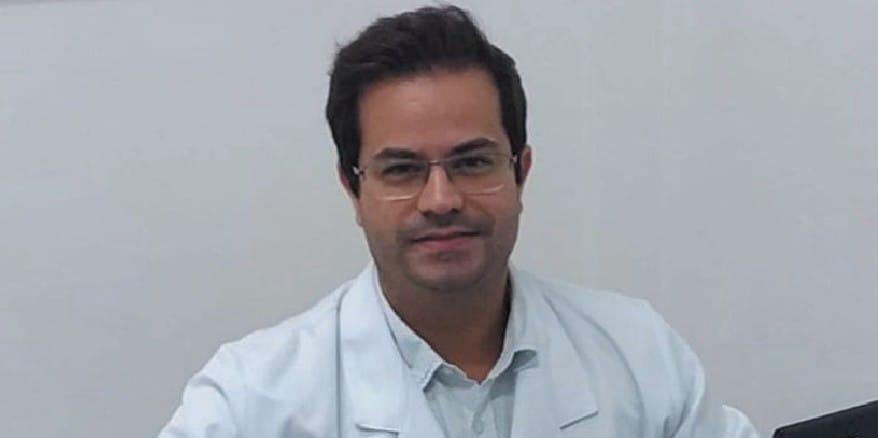 O reumatologista Thiago Henrique Guimarães diz que laudo com maior validade é importante, mas as avaliações periódicas não podem ser negligenciadas (Luciene Quadros / HCMR)