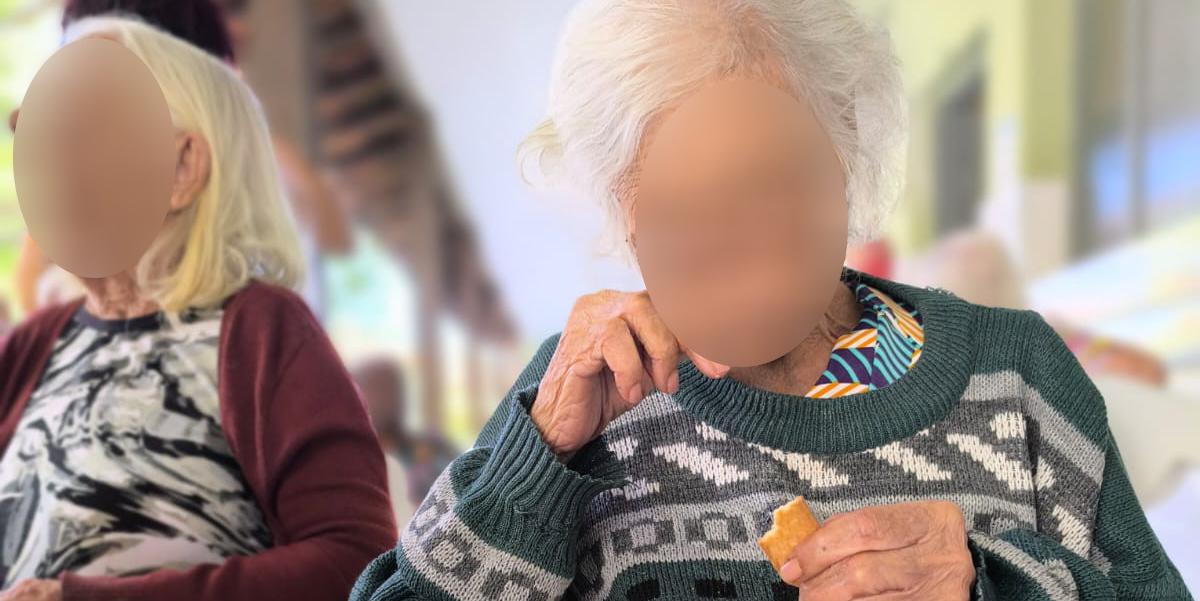 A política visa proteger crianças, adolescentes, idosos e pessoas com deficiência, aliviando a carga de cuidados e podendo expandir o público prioritário (LARISSA DURÃES)