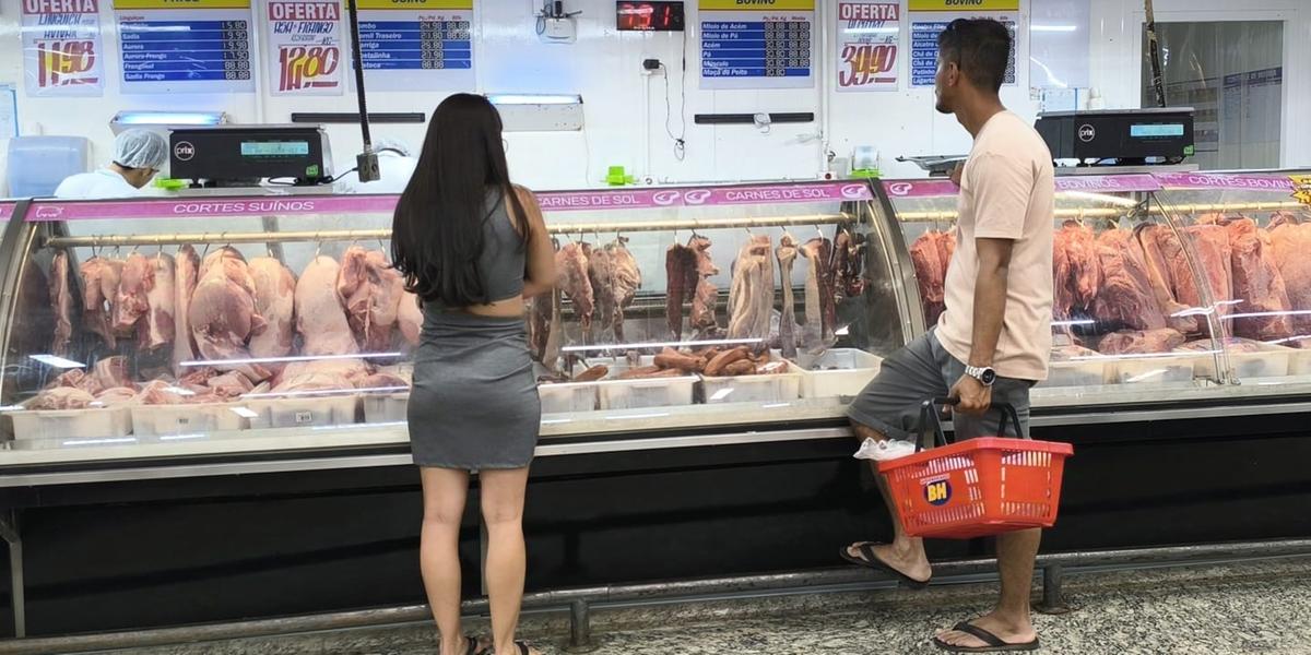 Vânia Vilas Bôas, economista, atribui a queda do IPC em dezembro (0,54%) à estabilização dos preços das carnes e proteínas animais, que haviam atingido seu pico em novembro (Larissa Durães)
