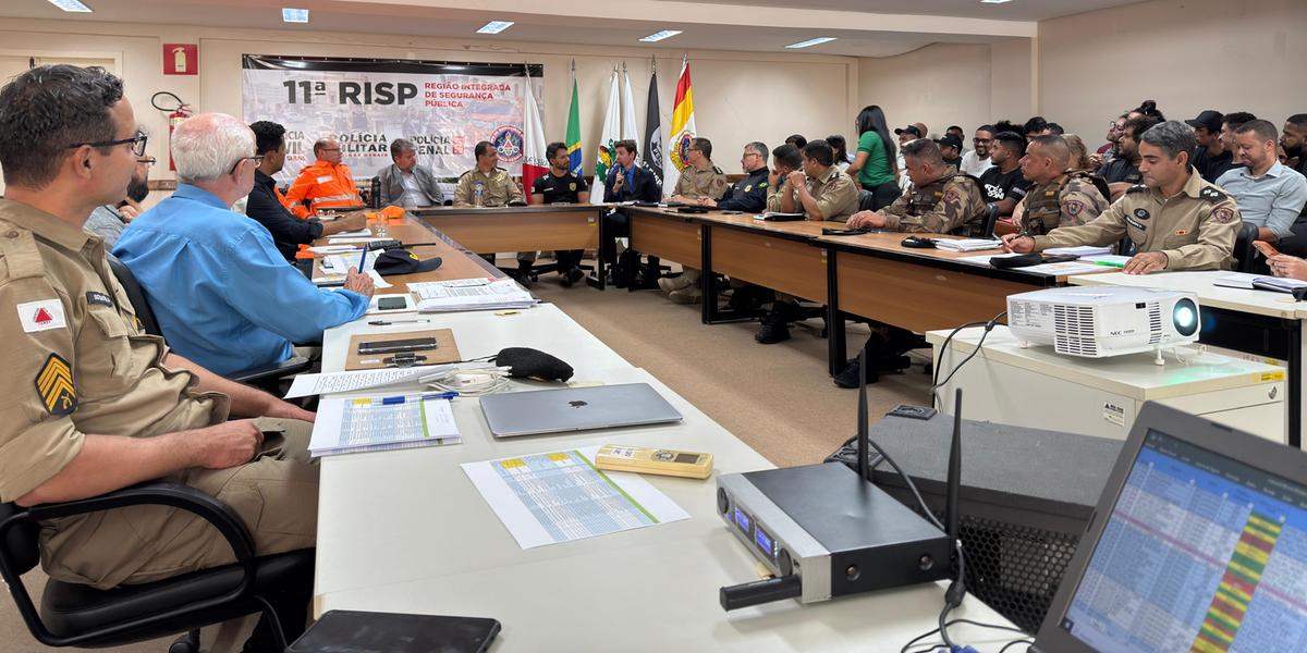 Na última quinta (27), a 11a RISP realizou a última reunião de planejamento para o Carnaval, juntando blocos de rua, órgãos de segurança e Prefeitura para definir estratégias conjuntas (Osmar Macedo/ divulgação)