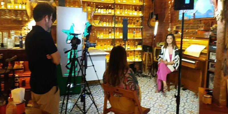 Espero que o documentário inspire o público com as histórias de despertar artístico e os desafios enfrentados por esses artistas, comenta Nilde Fer (arquivo pessoal/ divulgação)