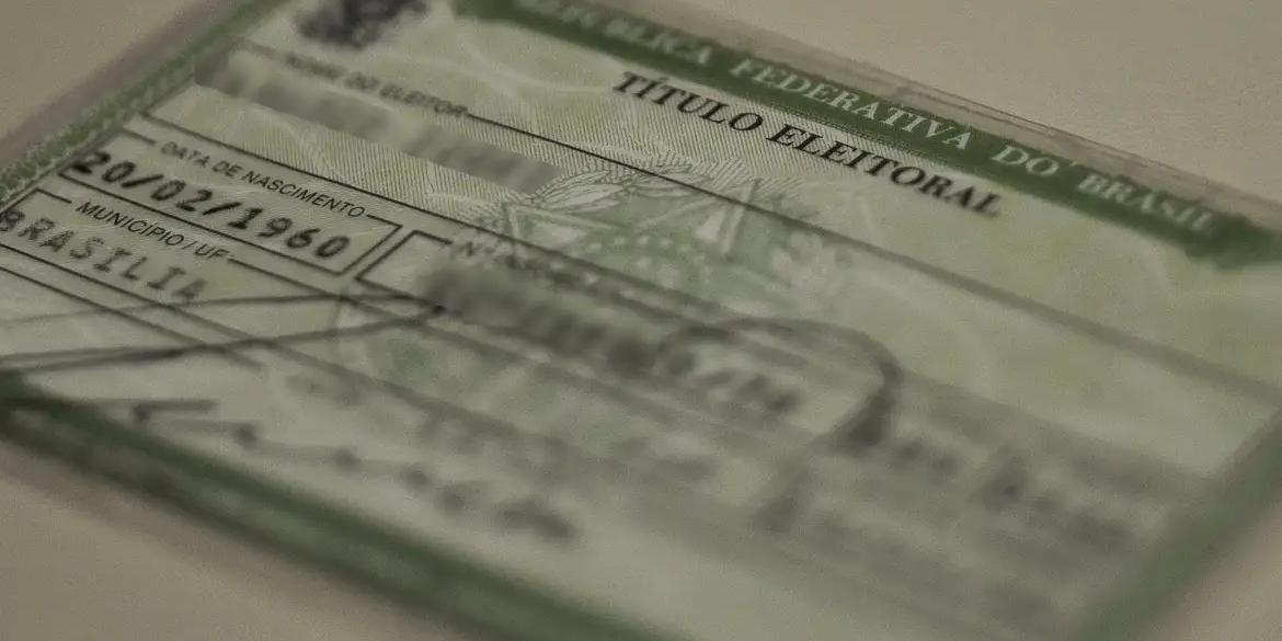 Em todo o Brasil, mais de 5 milhões de títulos foram cancelados; regularização exige pagamento de débitos e apresentação de documentos (Arquivo/Marcello Casal Jr/Agência Brasil)