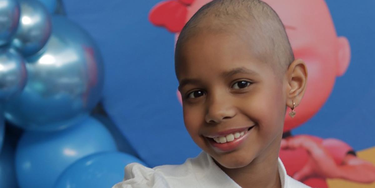 Diagnóstico precoce pode garantir mais de 80% de chances de cura, como no caso da pequena Mariana, assistida pela Fundação Sara (Foto fundação Sara/ divulgação)