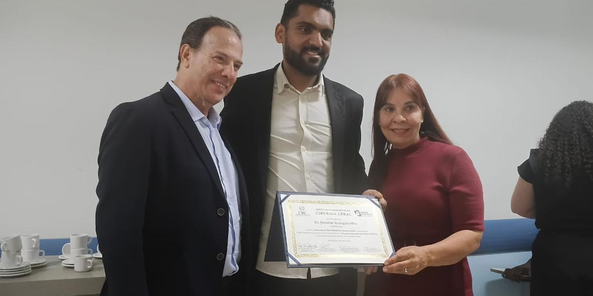 Jhonatan Rodrigues: certificação sela o processo de formação na especialidade escolhida, que é cirurgia (Márcia Vieira)