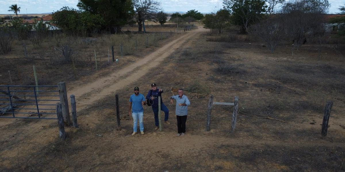 O instrutor do Senar Minas, Raphael Versiani, destacou que o uso de drones torna a aplicação mais precisa, reduz desperdícios, evita danos às plantas, preserva o solo e aumenta a sustentabilidade (Faemg Senar)