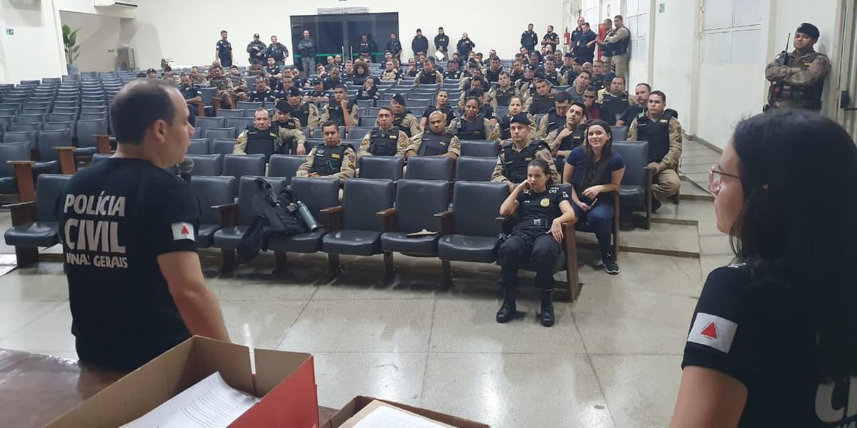 A segunda fase da operação mobilizou mais de 100 policiais (Pc/ divulgação)