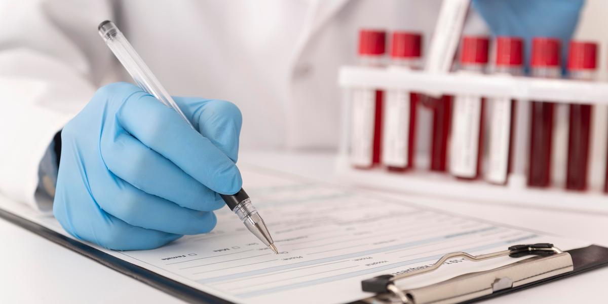 Em 54 municípios da SRS de Montes Claros, entre 2023 e 2024 os casos de sífilis adquirida aumentaram de 735 para 1.114 (Freepik)