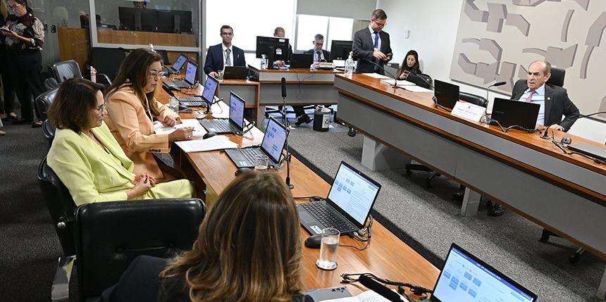 A CAS aprovou o relatório de Damares Alves para o PL 4.298/2024, de Jader Barbalho; texto segue para a CDH (Edilson Rodrigues/Agência Senado)