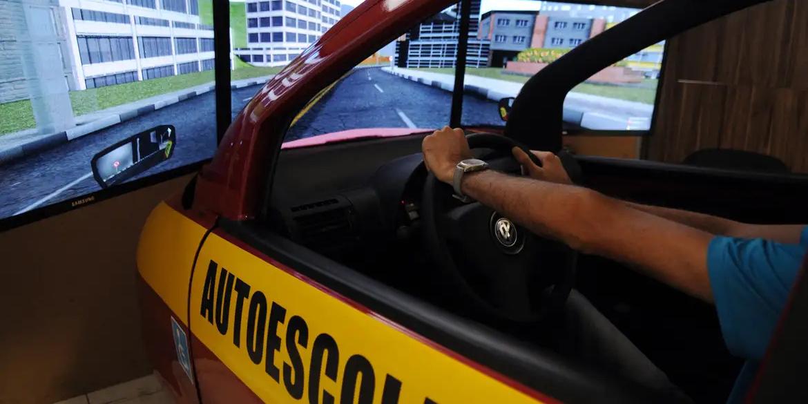 Um novo mercado será formado para os instrutores, diz ministro (Agência Brasil)