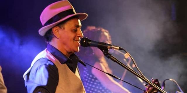 O cantor Tino Gomes será uma das atrações do US DI MOC neste sábado no parque Milton Prates com entrada gratuita (redes sociais/ divulgação)