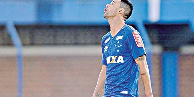  (EDUARDO VALENTE/LIGHT PRESS/CRUZEIRO)