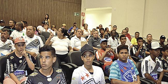 (Ascom câmara/Chistine Antonini)