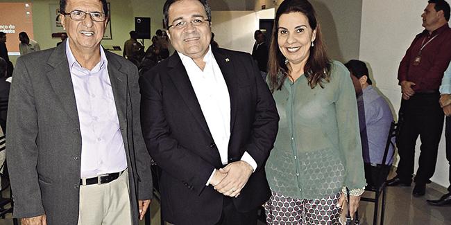 (MANOEL FREITAS)
