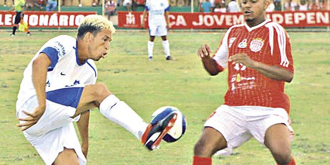 (EDSON FOTOGRAFIAS E GABRIEL COSTA)