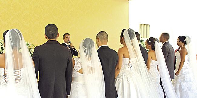 (LEO QUEIROZ)