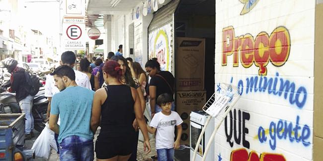 (LEO QUEIROZ)