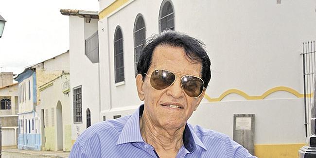 (LEO QUEIROZ)