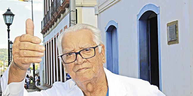 (LEO QUEIROZ)