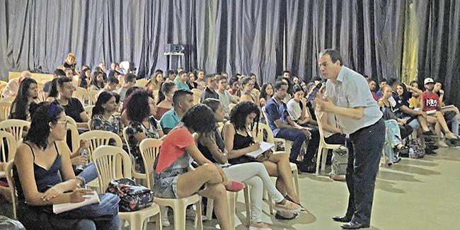 (MANOEL FREITAS)