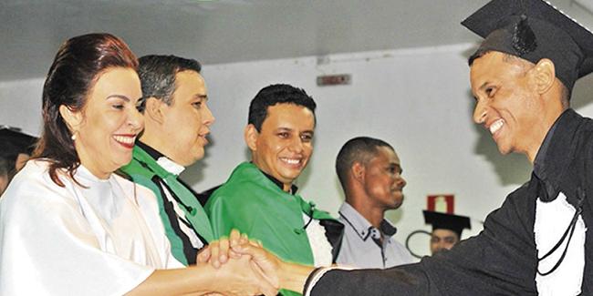 (LEO QUEIROZ)