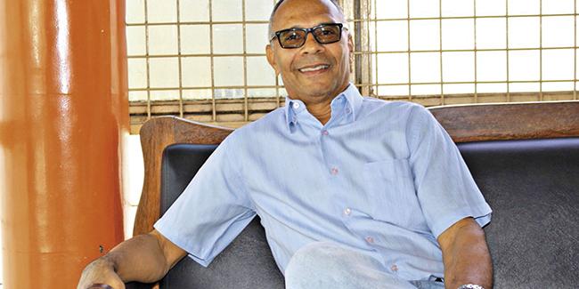 (LEO QUEIROZ)