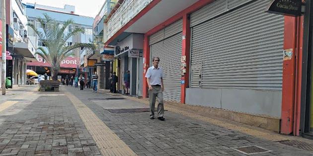 (leo queiroz)