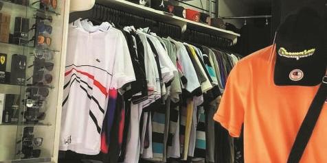 PÉ ATRÁS – A indústria do vestuário foi uma das mais impactadas pela pandemia, já que o consumo de roupa ficou para segundo plano (Jean Kaick/divulgação)