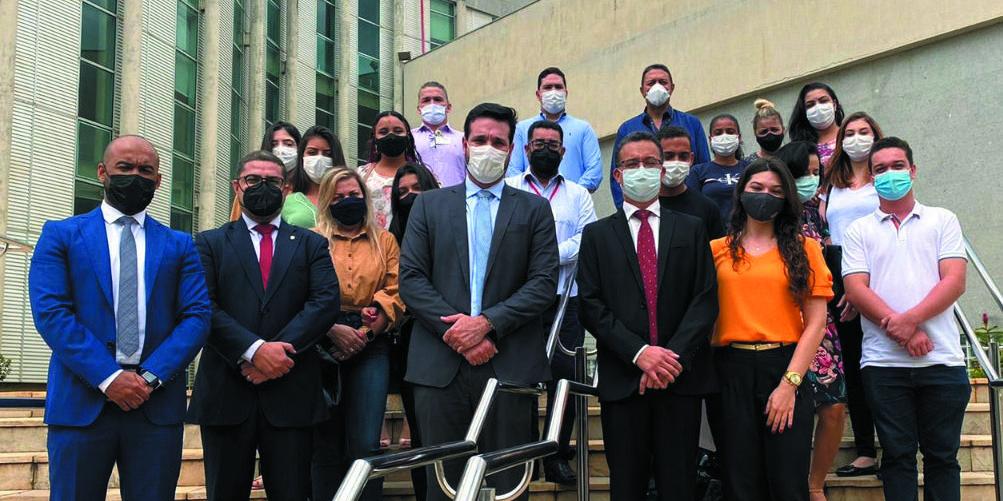 Parceria foi comemorada por integrantes do Judiciário, OAB em Montes Claros e instituições de ensino (vanessa araújo/ divulgação)