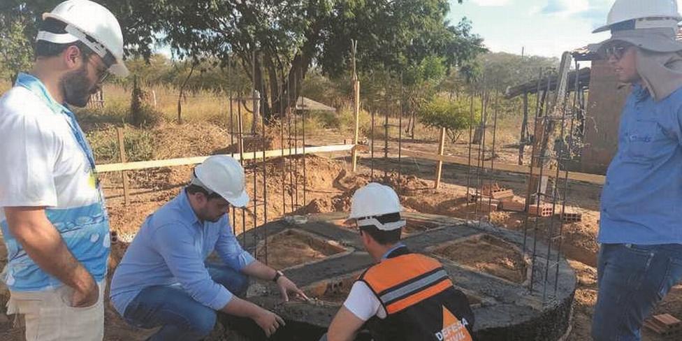 A previsão é a de que as intervenções sejam feitas para 69 comunidades até o final de 2022, levando água de qualidade a 28 mil pessoas do Norte de Minas (Defesa Civil MG/Divulgação)