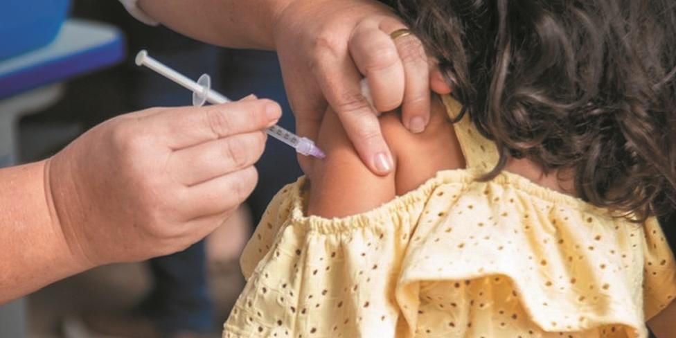 Vacinação de crianças de 5 a 11 anos contra a Covid-19 não avança no Estado e preocupa médicos (fábio marchetto/ses-mg/divulgação)