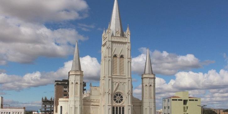 Às 16h, haverá missa na Matriz Nossa Senhora da Conceição e São José, seguida de procissão e bênção do Santíssimo Sacramento na Catedral (leo queiroz)