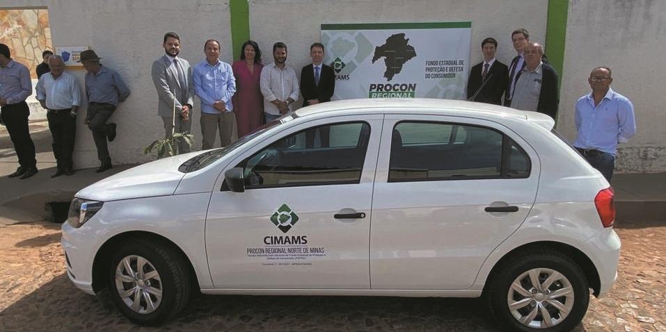 Cerimônia de inauguração do primeiro Procon Regional, em Grão Mogol (Erika Batista)