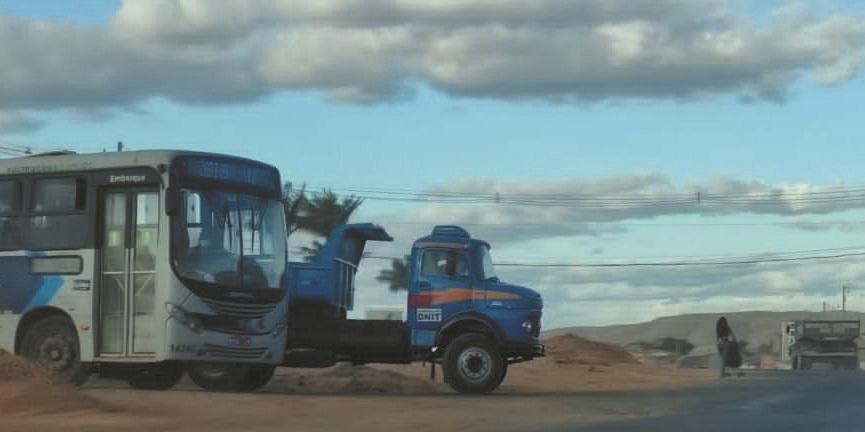 As obras tiveram início no fim de 2020; moradores e comerciantes reclamam da demora na conclusão, dificuldades de acesso e. até mesmo, prejuízos (marcos antônio barros)