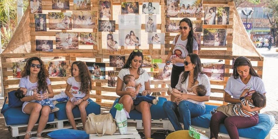 “Além da informação, tem troca com outras mães”, destaca a doula Laíza Coelho, participante do evento (DIVULGAÇÃO)