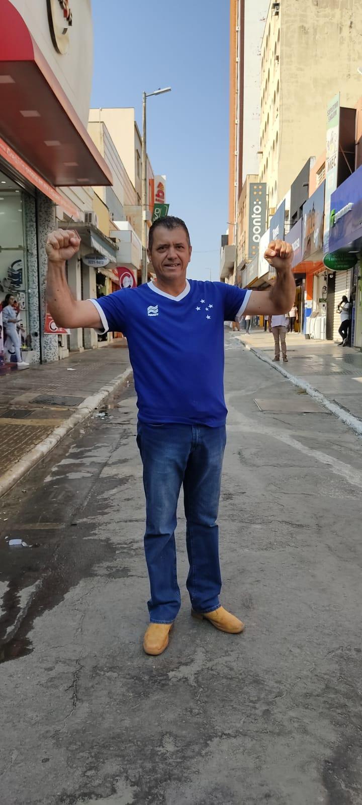 Rogério Alves da Silva (Larissa Durães)