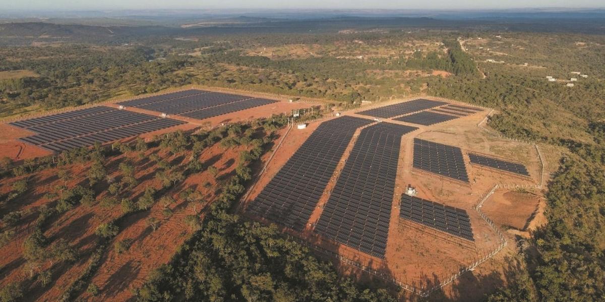 Protocolo foi assinado para que as plantas sejam localizadas no Norte de Minas: investimento de cerca de R$ 3 bilhões (PEDRO GRAVATÁ/BDMG/DIVULGAÇÃO)