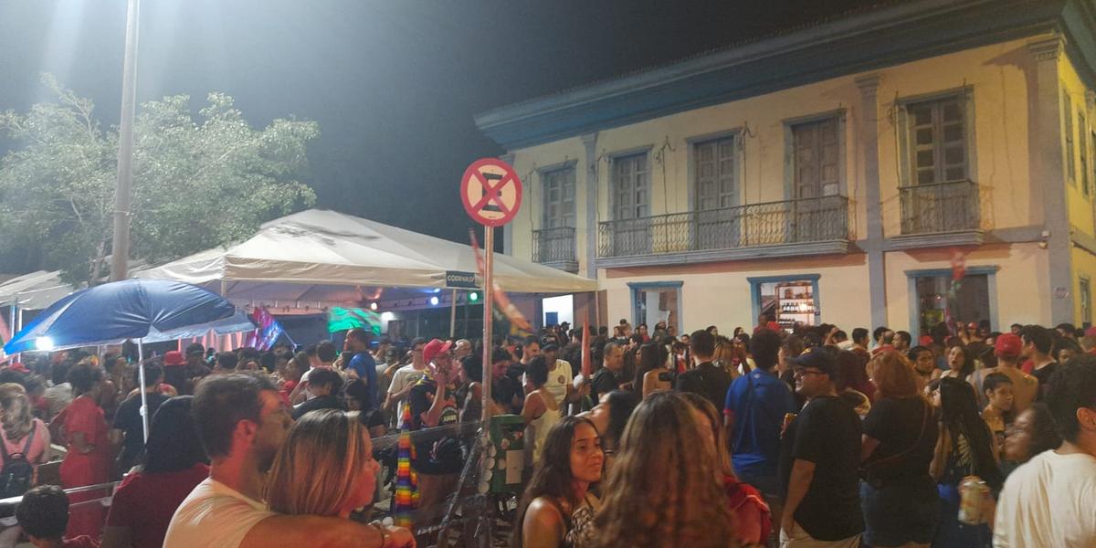 Apesar da "derrota" na cidade, eleitores do candidato Lula se reuniram para comemorar a vitória. (George Fonseca/ divulgação)