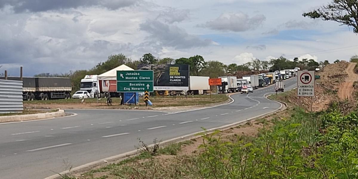 Como chegar até Br 251 - Estrada Janaúba em Montes Claros de Ônibus?