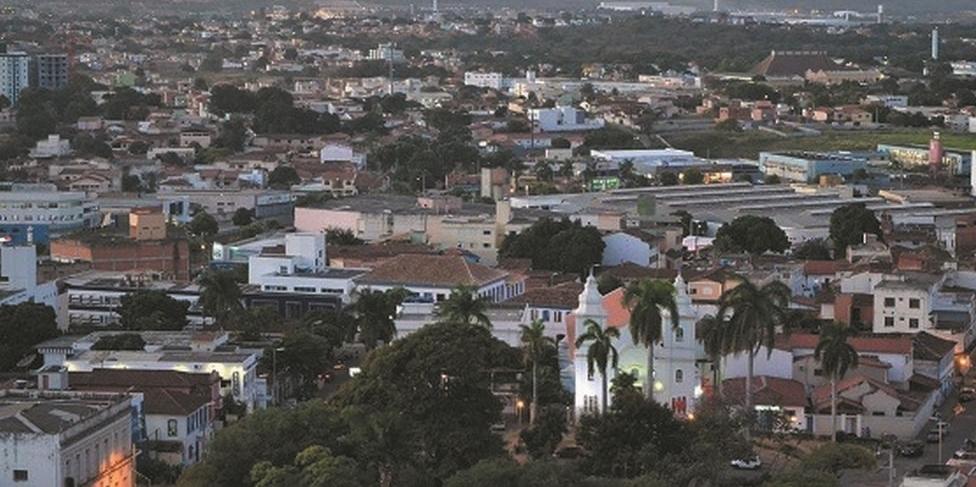 Mercados Sul e Central vão funcionar normalmente nesta terça-feira de feriado (PREFEITURA DE MONTES CLAROS/LINHA DO TEMPO)