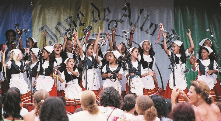 Grupo folclórico Calanguê e Pastorinhas do Menino Jesus ()