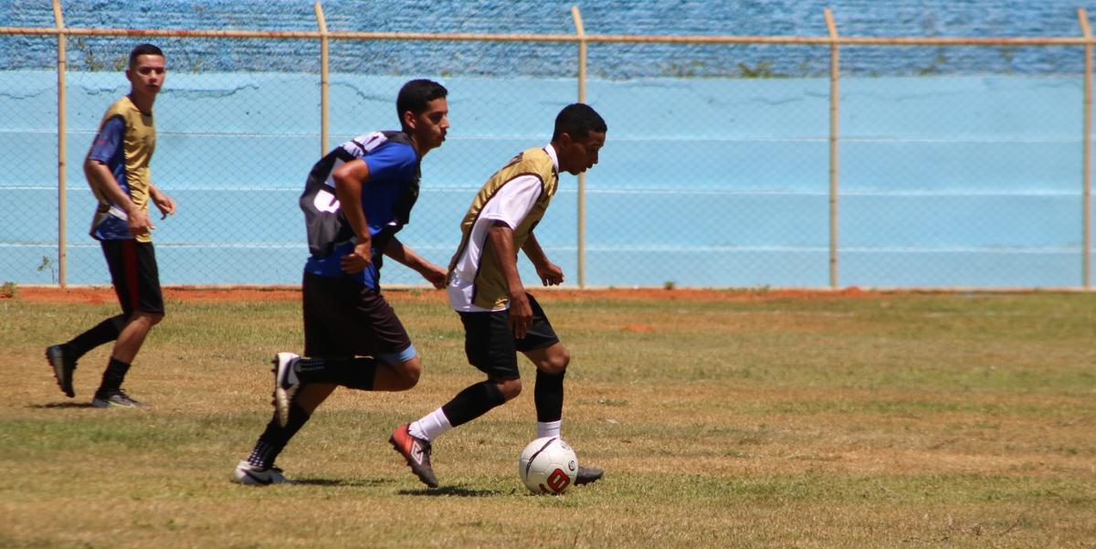 Seletiva é oportunidade de jovens entrarem para o mundo do futebol (Thales mendes)