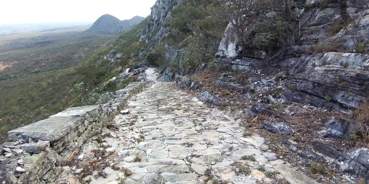 Trilha do Barão: 12 km de caminhos construídos pelos escravos do Barão de Grão Mogol (MANOEL FREITAS)