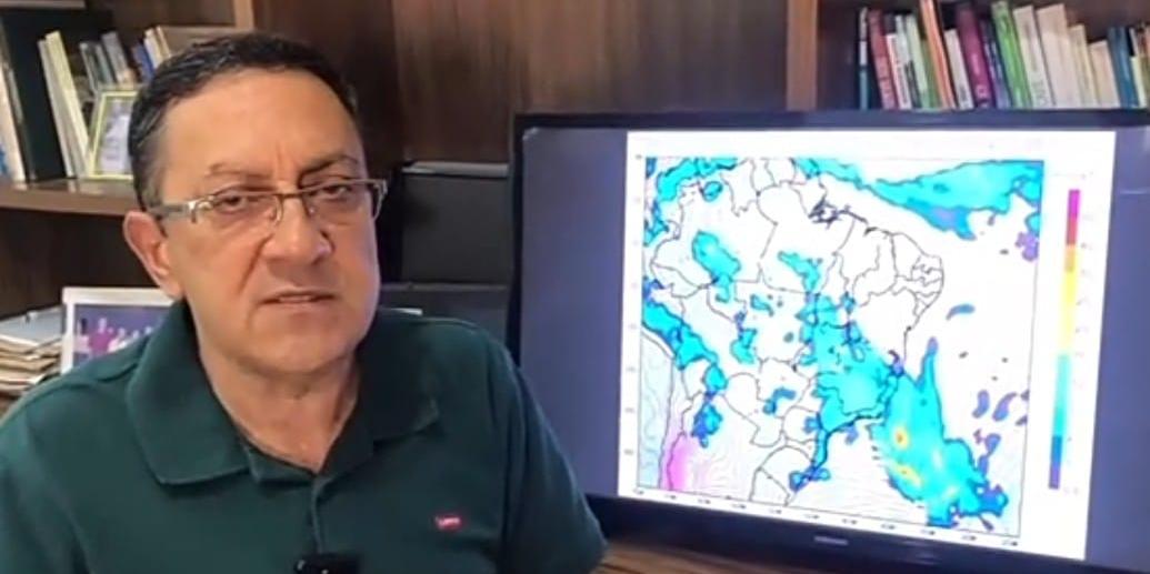 De acordo com meteorologista, a chuva aguardada pelos pecuaristas norte-mineiros virá na segunda quinzena de dezembro (ARQUIVO PESSOAL)