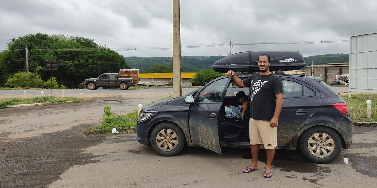 Para o empresário, Daniel Rios, que viaja junto com sua família, a restrição dos veículos pesados aumenta a segurança das estradas (Larissa Durães)